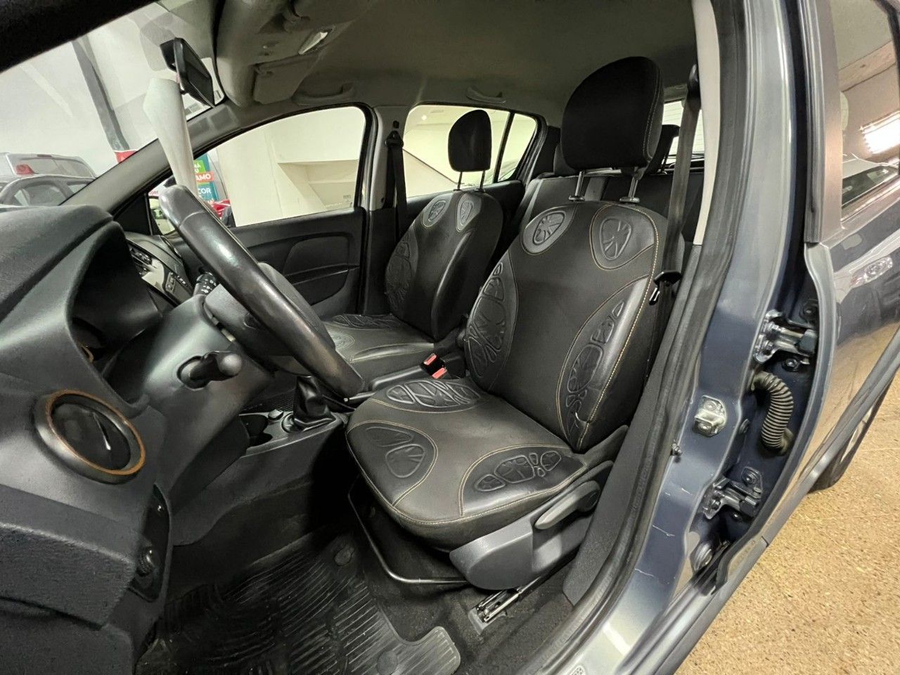 Renault Sandero Usado Financiado en Córdoba, deRuedas