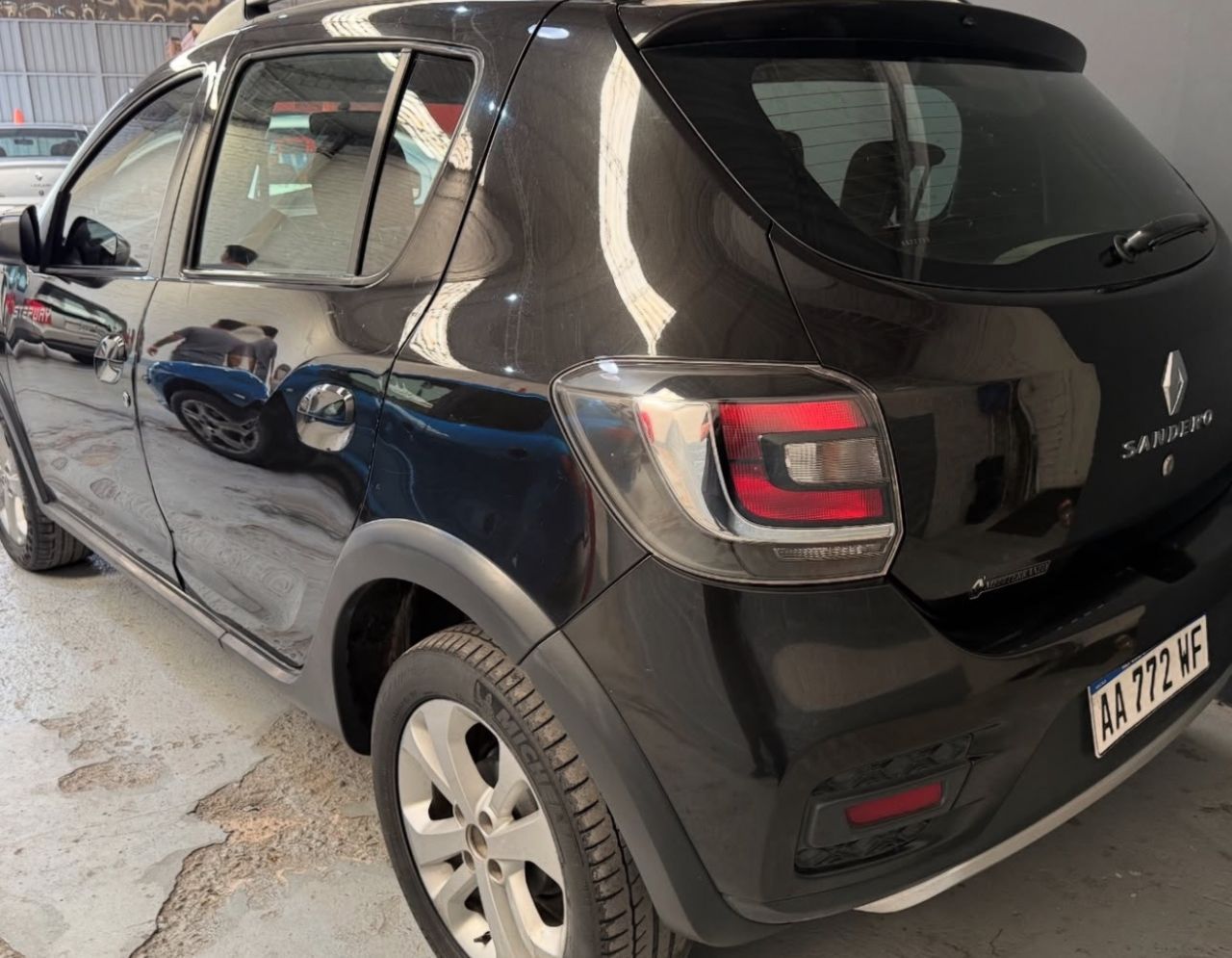 Renault Sandero Usado Financiado en Mendoza, deRuedas