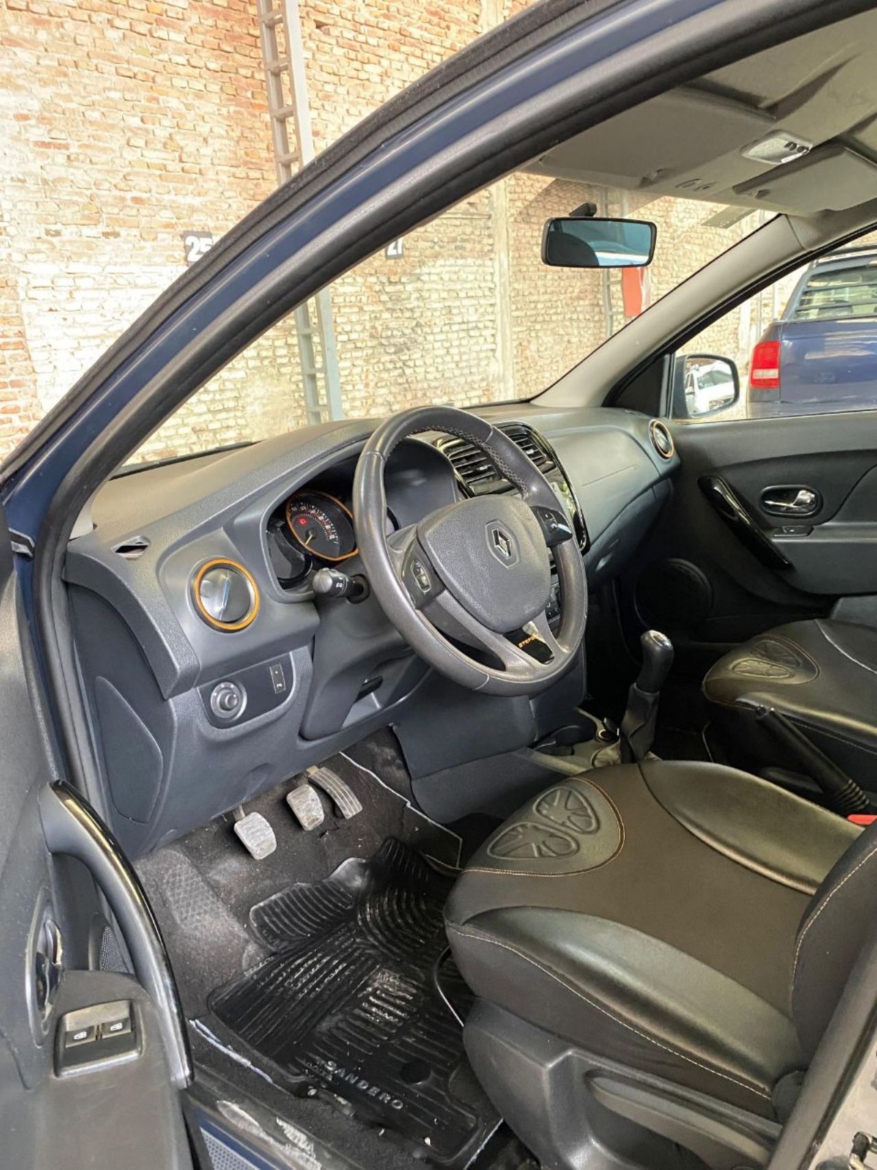 Renault Sandero Usado Financiado en Córdoba, deRuedas