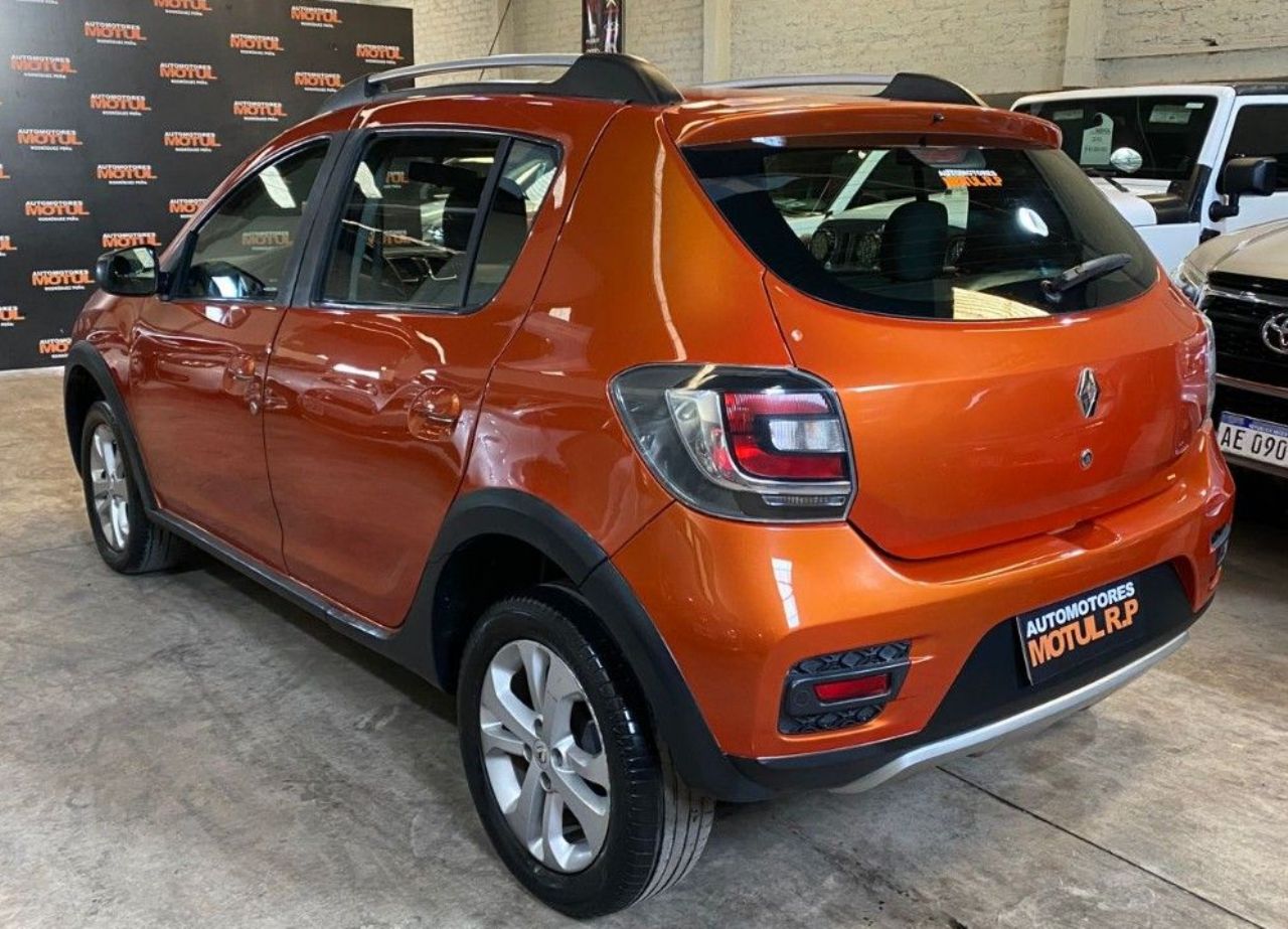 Renault Sandero Usado en Mendoza, deRuedas