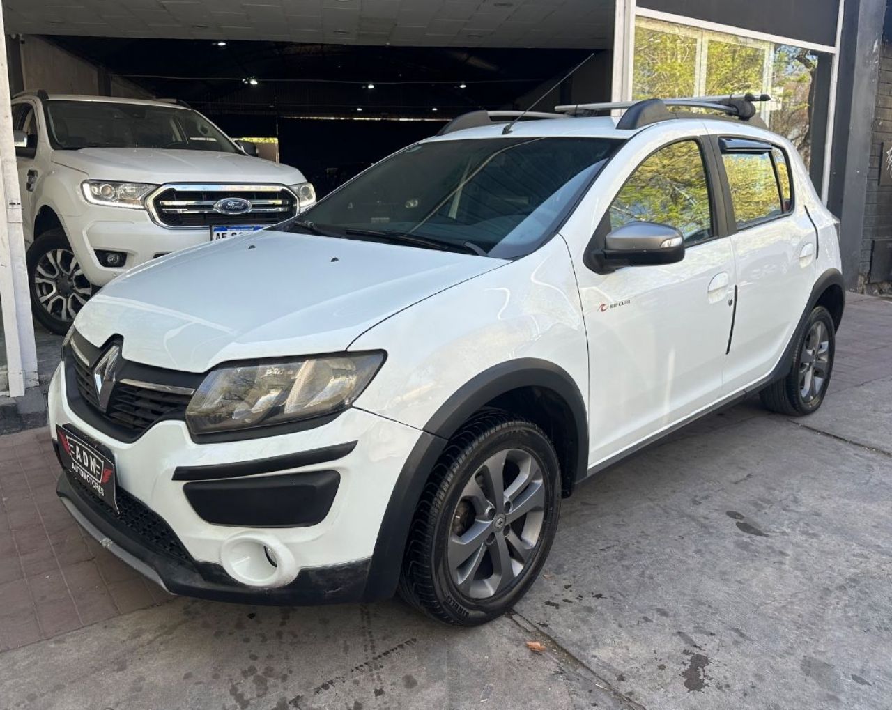 Renault Sandero Usado en Mendoza, deRuedas
