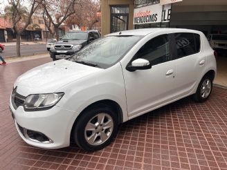 Renault Sandero Usado en Mendoza Financiado