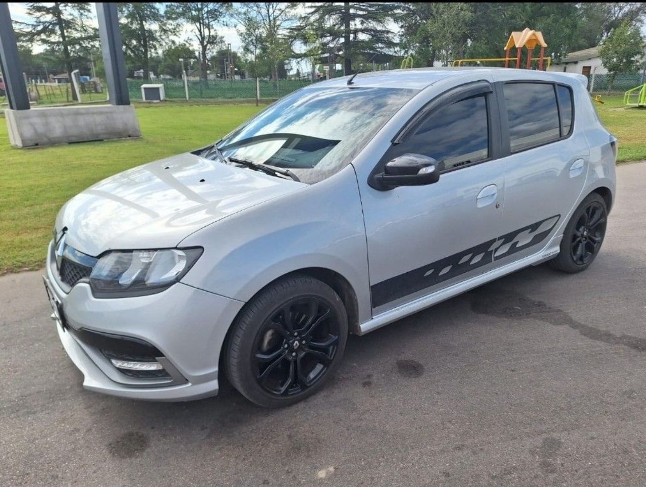 Renault Sandero Usado en La Pampa, deRuedas