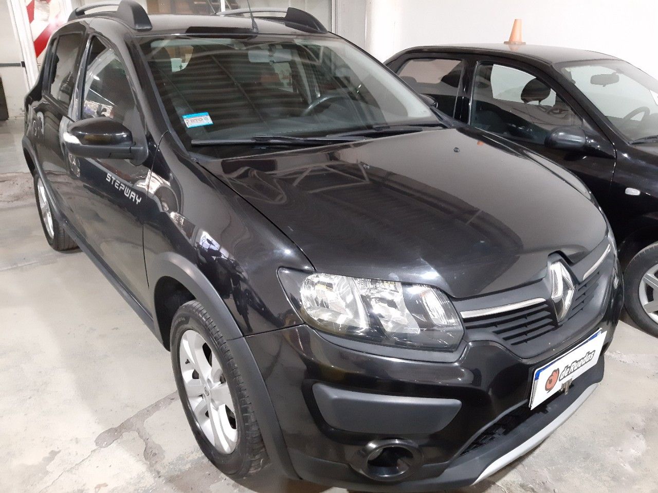Renault Sandero Usado Financiado en Mendoza, deRuedas