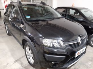 Renault Sandero Usado en Mendoza Financiado