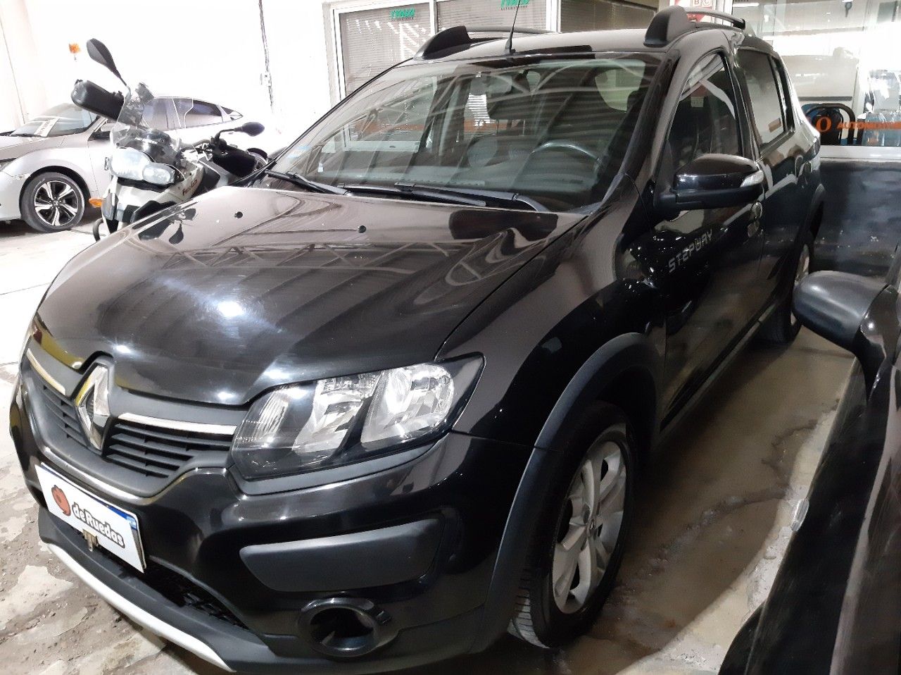 Renault Sandero Usado Financiado en Mendoza, deRuedas