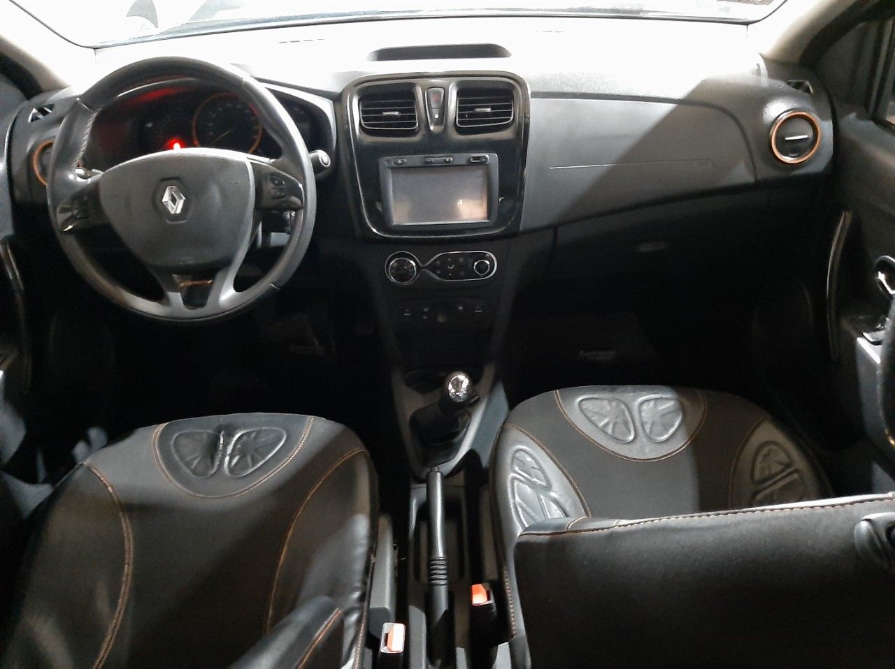 Renault Sandero Usado Financiado en Mendoza, deRuedas