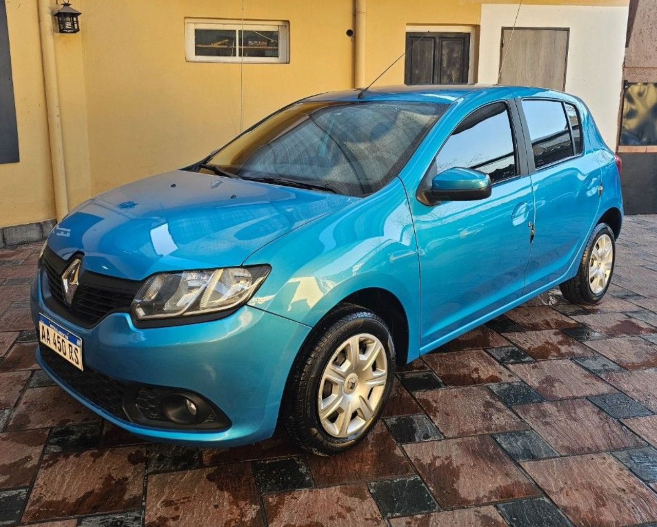 Renault Sandero Usado en Mendoza, deRuedas