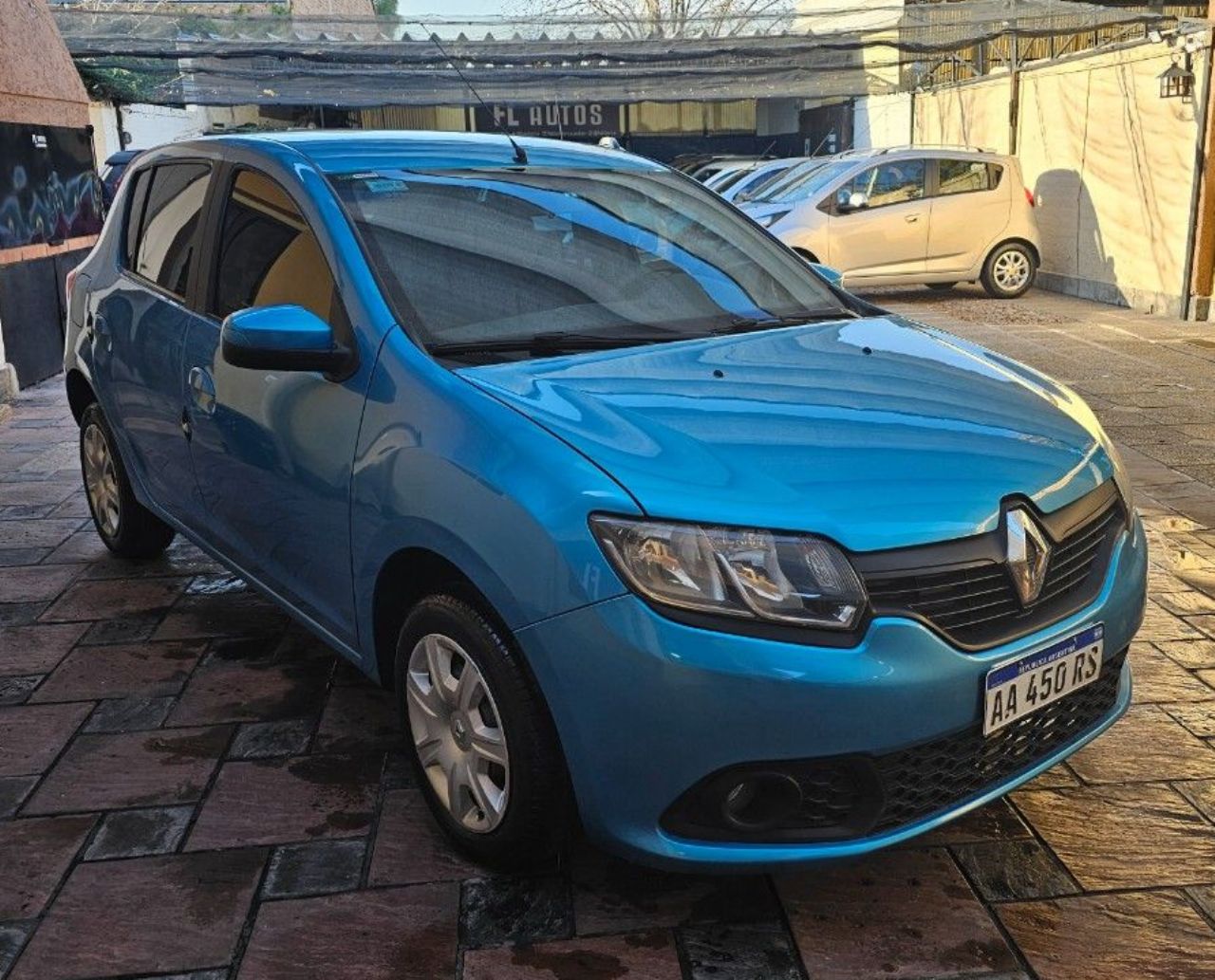 Renault Sandero Usado en Mendoza, deRuedas