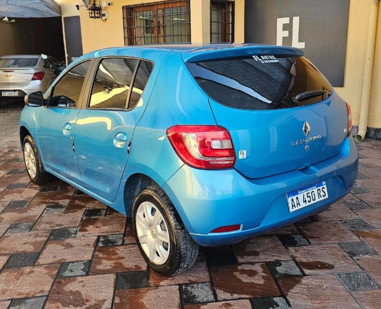 Renault Sandero Usado en Mendoza, deRuedas
