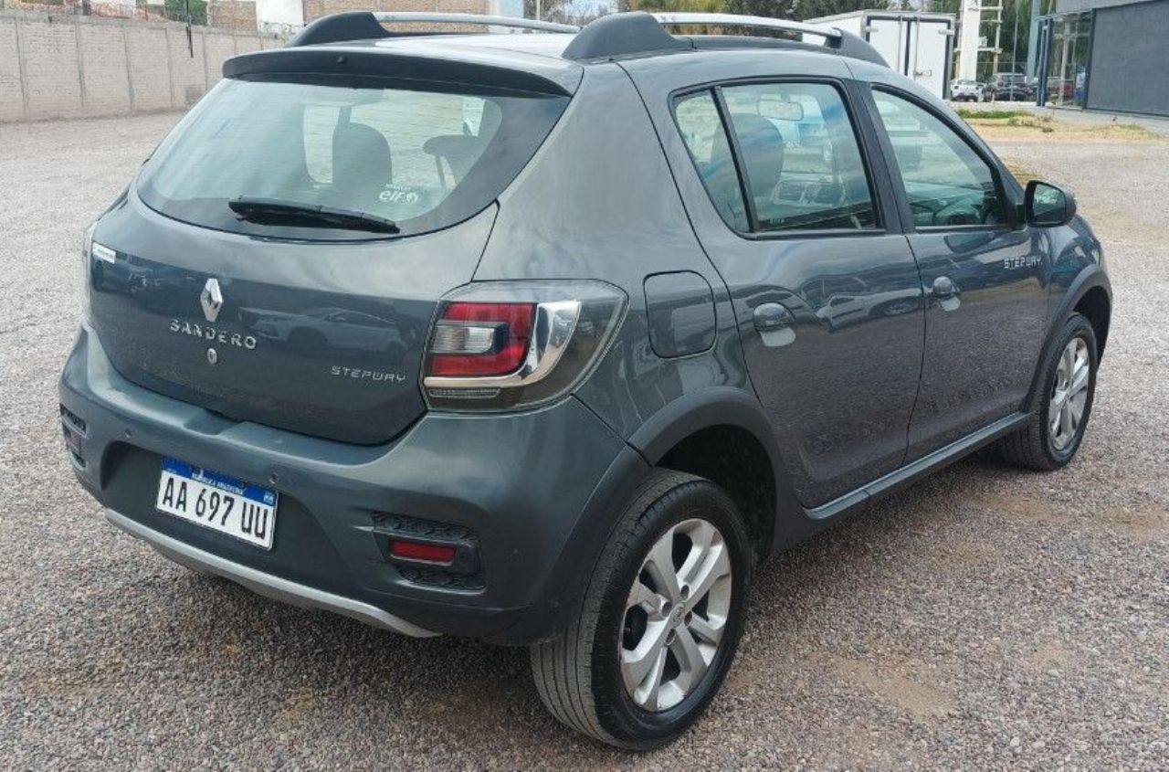 Renault Sandero Usado en San Juan, deRuedas