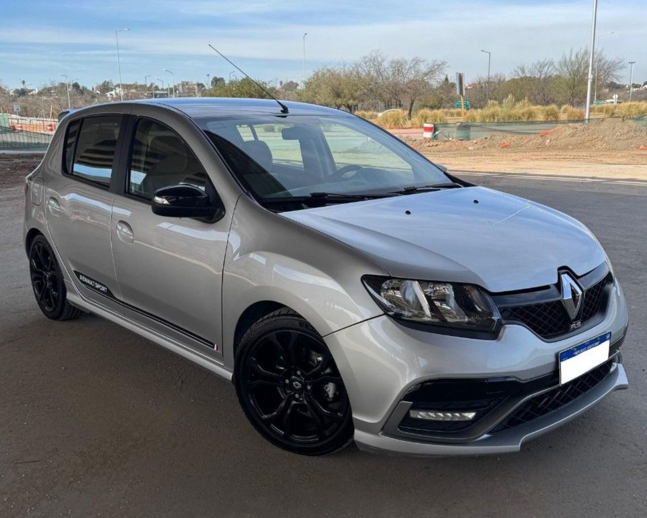Renault Sandero Usado en Córdoba, deRuedas