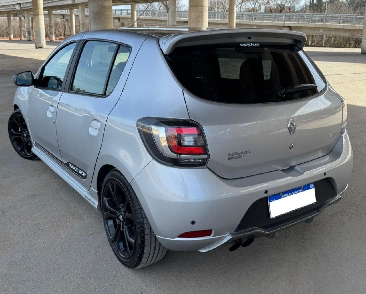 Renault Sandero Usado en Córdoba, deRuedas