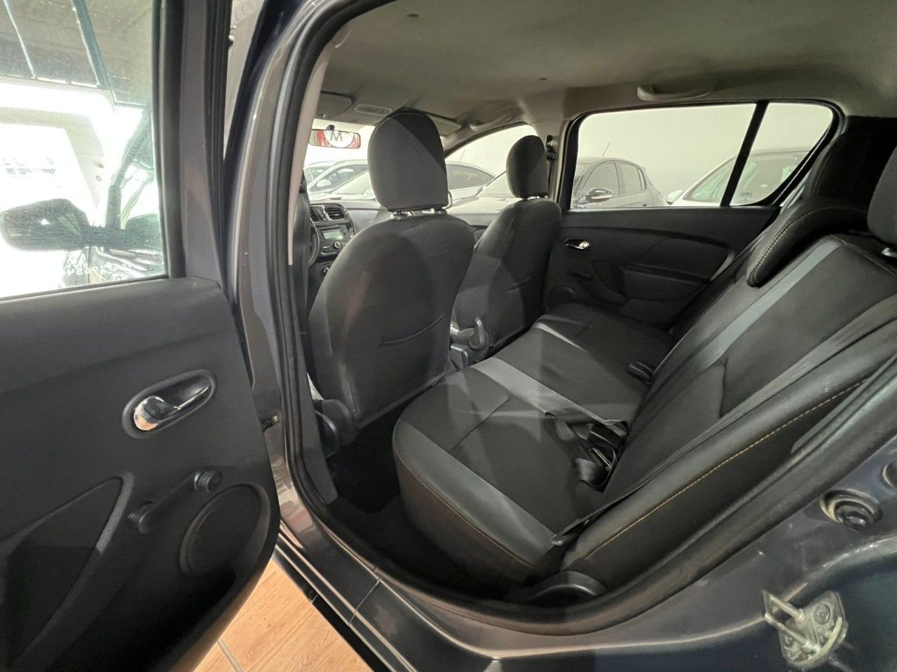 Renault Sandero Usado Financiado en Córdoba, deRuedas