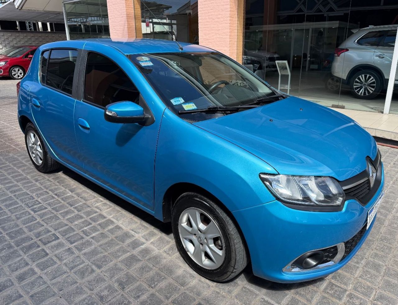 Renault Sandero Usado Financiado en Mendoza, deRuedas