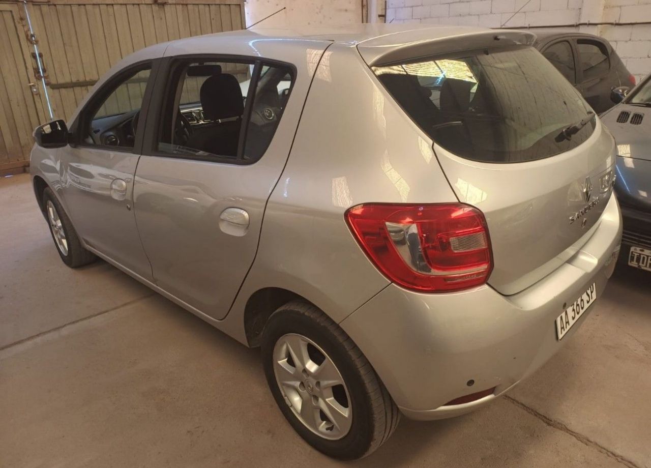 Renault Sandero Usado Financiado en Córdoba, deRuedas