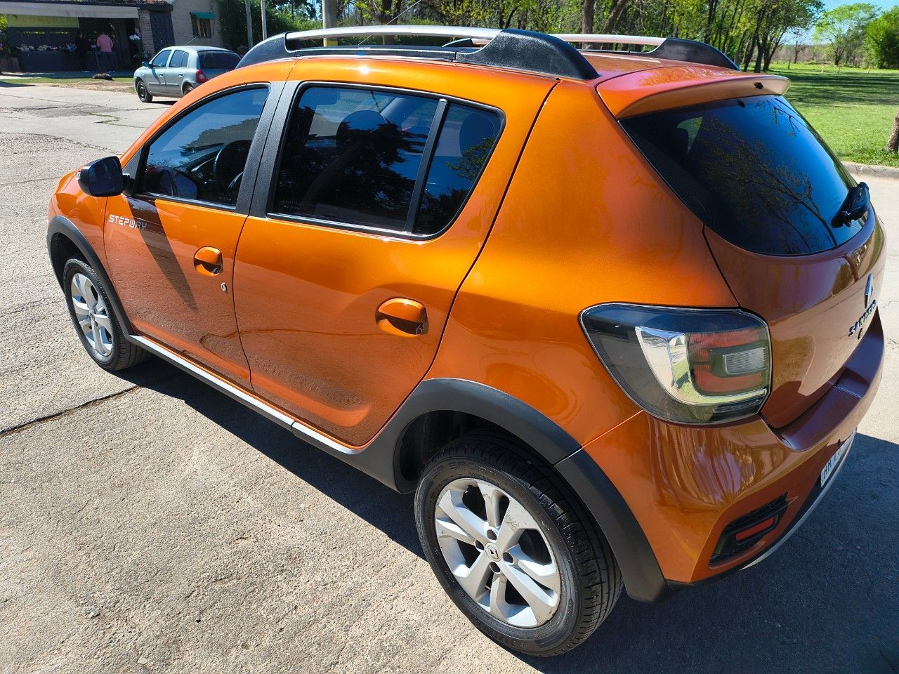 Renault Sandero Usado Financiado en Córdoba, deRuedas