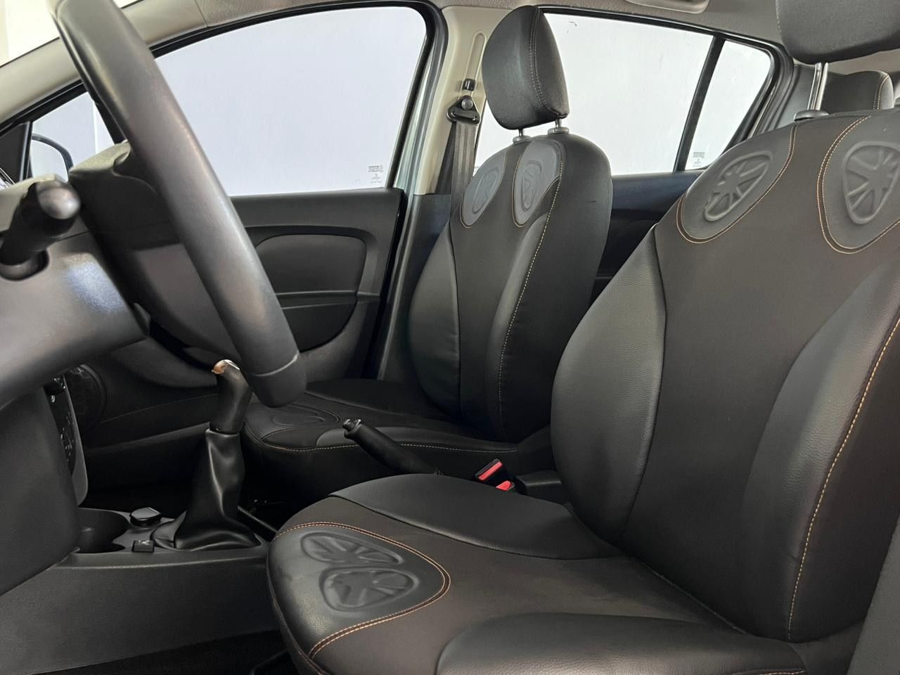 Renault Sandero Usado Financiado en Córdoba, deRuedas