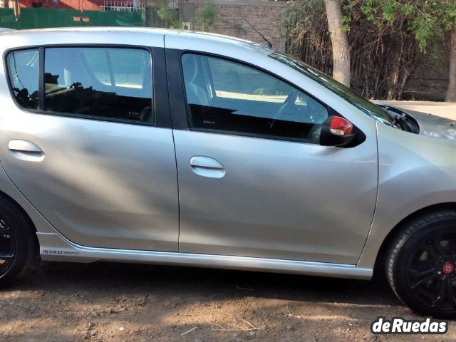 Renault Sandero Usado en Mendoza, deRuedas