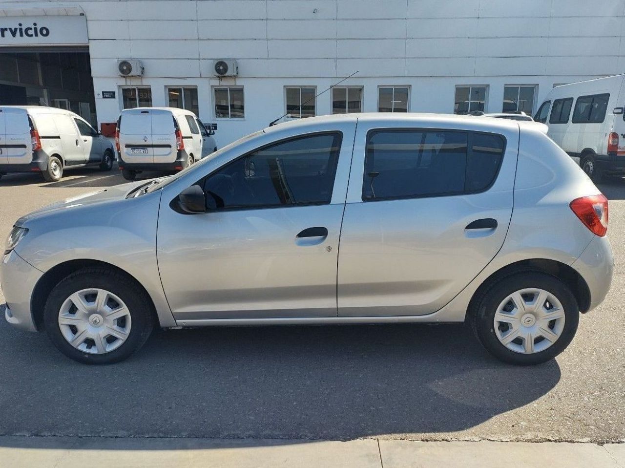 Renault Sandero Usado en San Juan, deRuedas