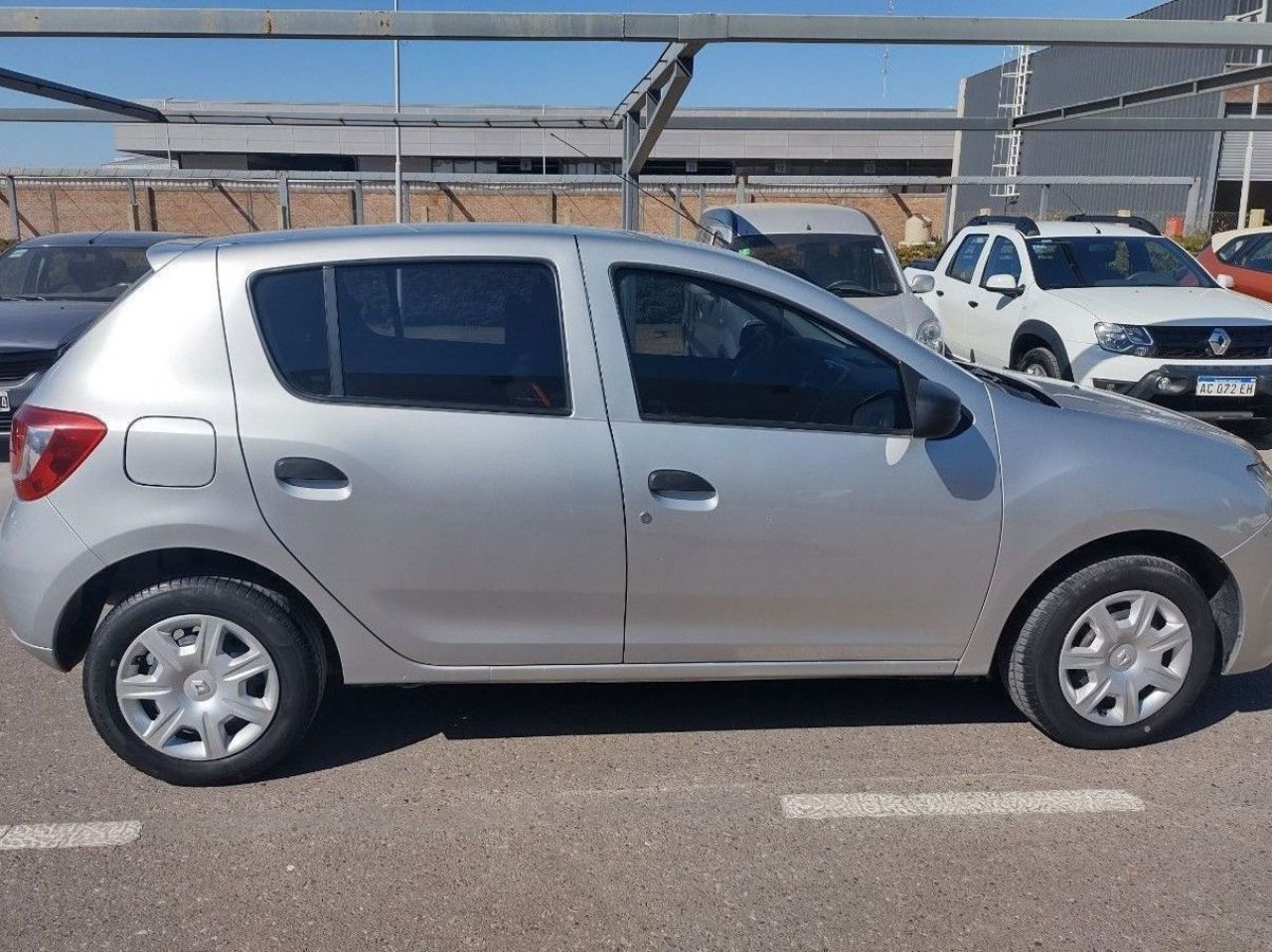 Renault Sandero Usado en San Juan, deRuedas