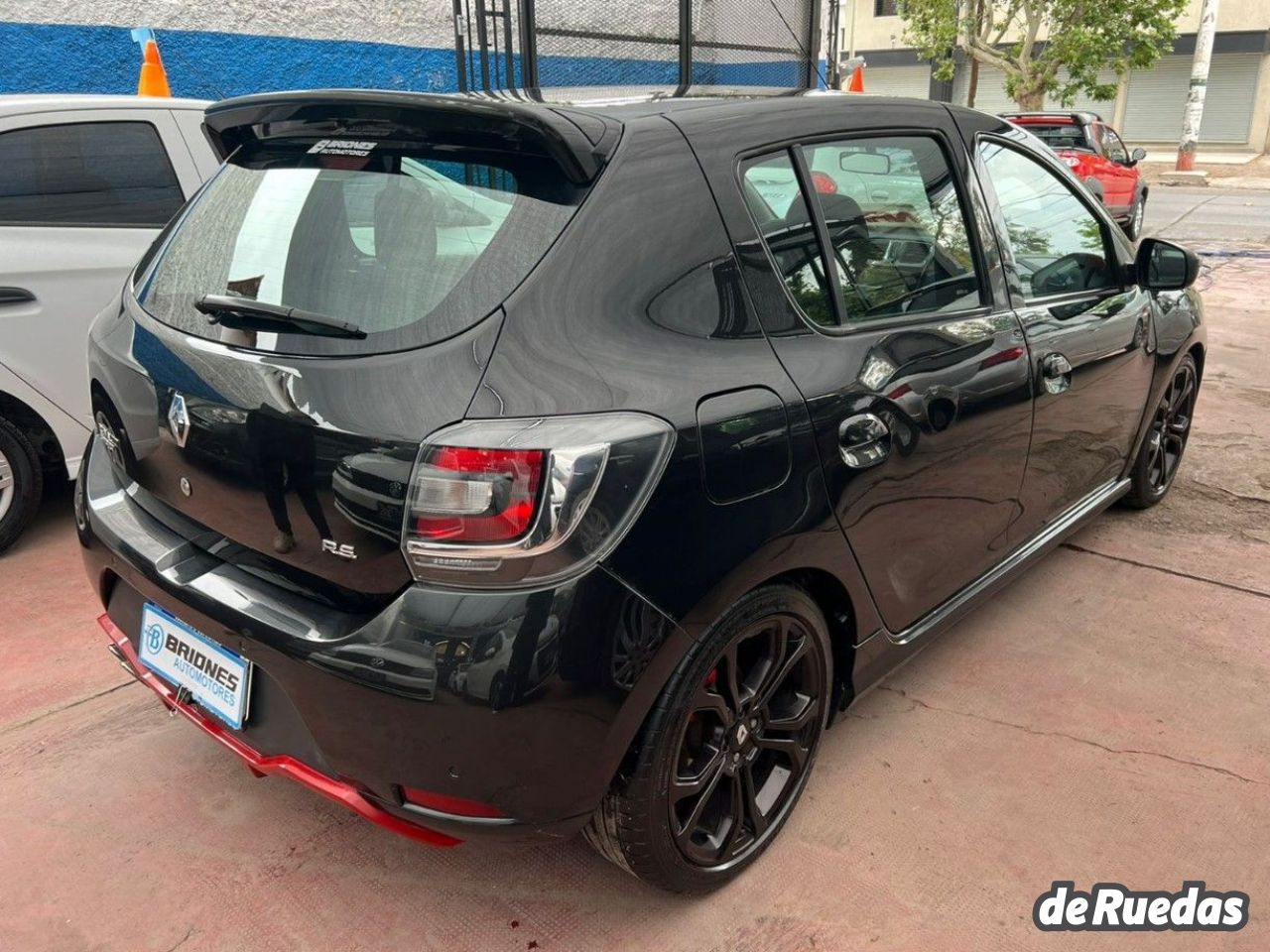 Renault Sandero Usado en Mendoza, deRuedas