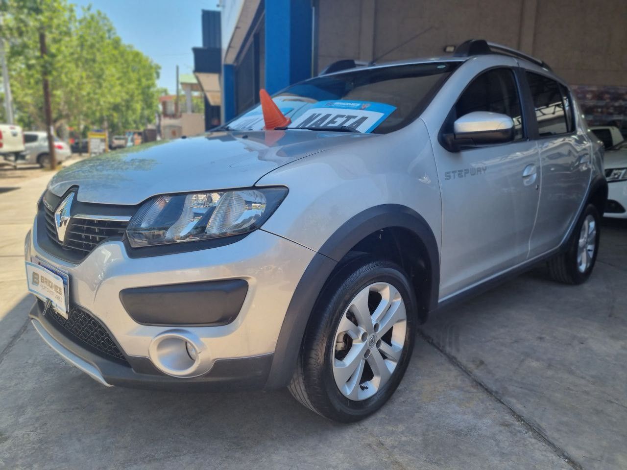 Renault Sandero Usado en Mendoza, deRuedas