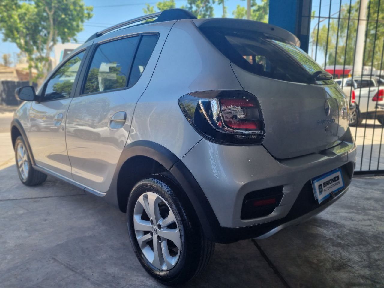 Renault Sandero Usado en Mendoza, deRuedas