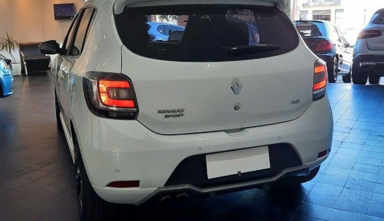 Renault Sandero Usado Financiado en Córdoba, deRuedas