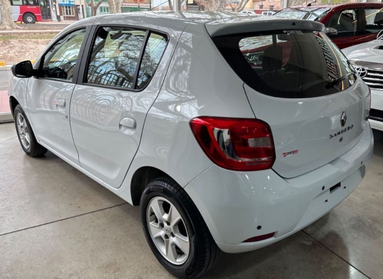 Renault Sandero Usado en Mendoza, deRuedas