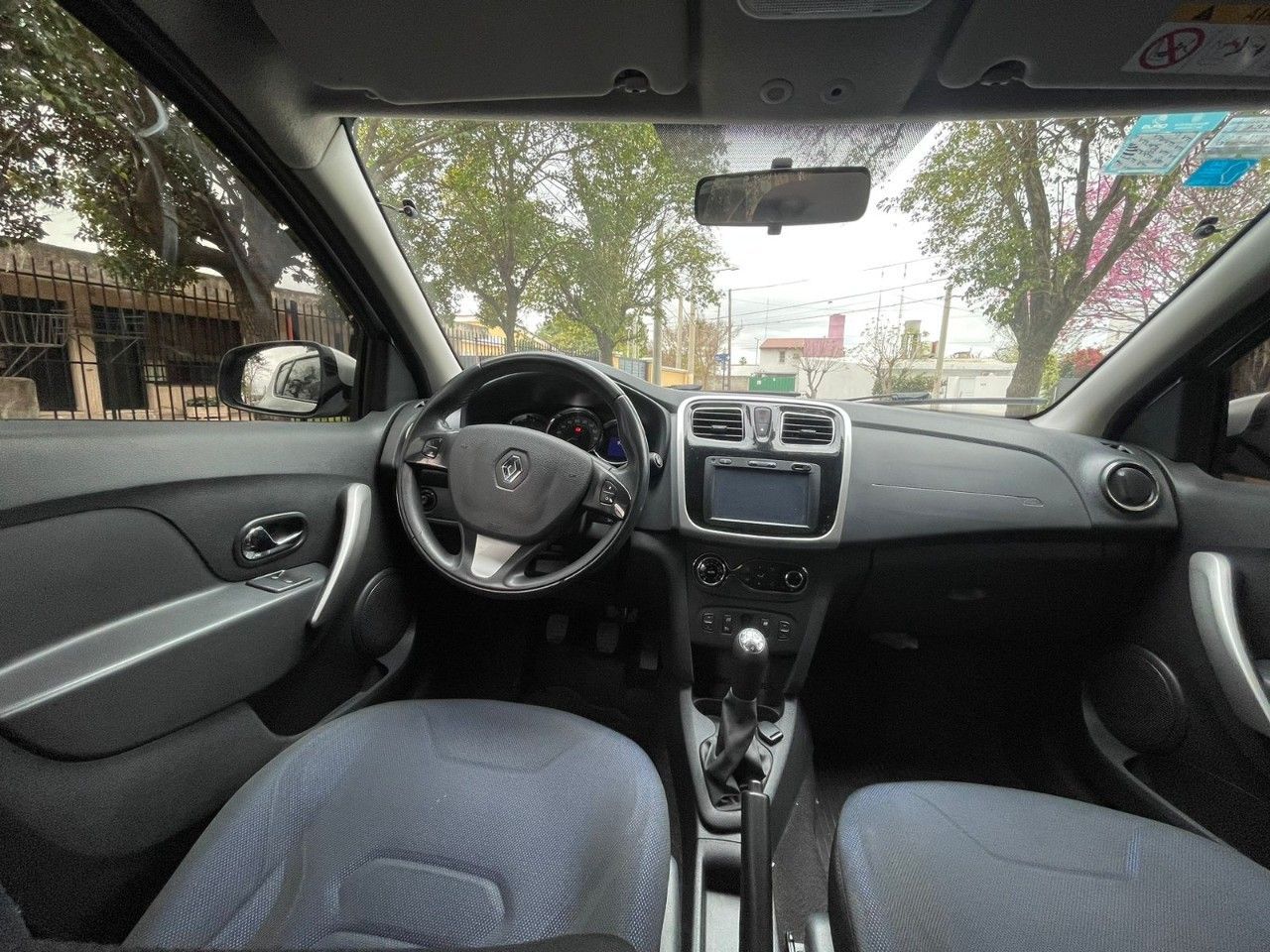 Renault Sandero Usado en Córdoba, deRuedas