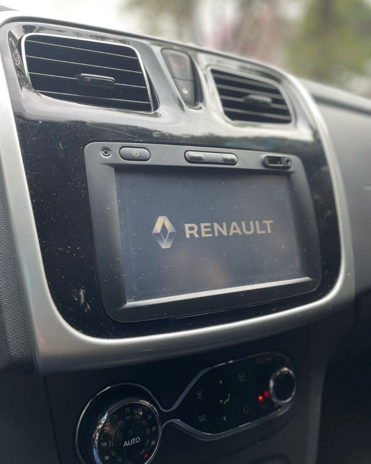 Renault Sandero Usado en Córdoba, deRuedas