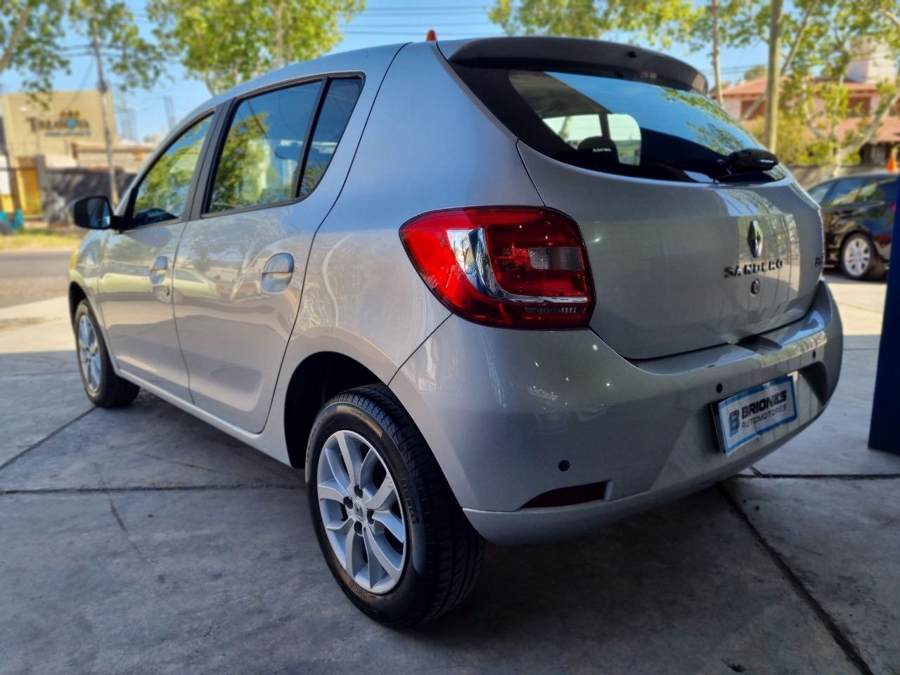 Renault Sandero Usado en Mendoza, deRuedas