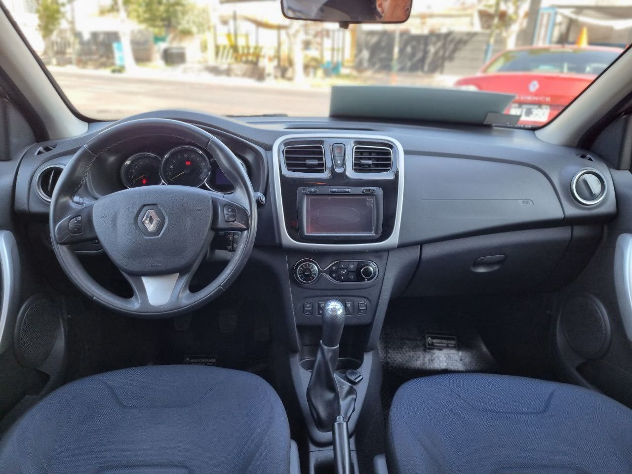 Renault Sandero Usado en Mendoza, deRuedas