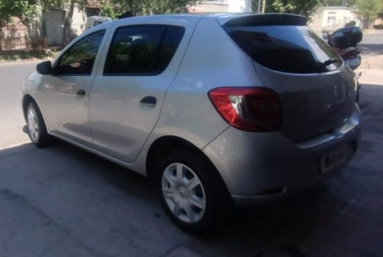 Renault Sandero Usado en Mendoza, deRuedas