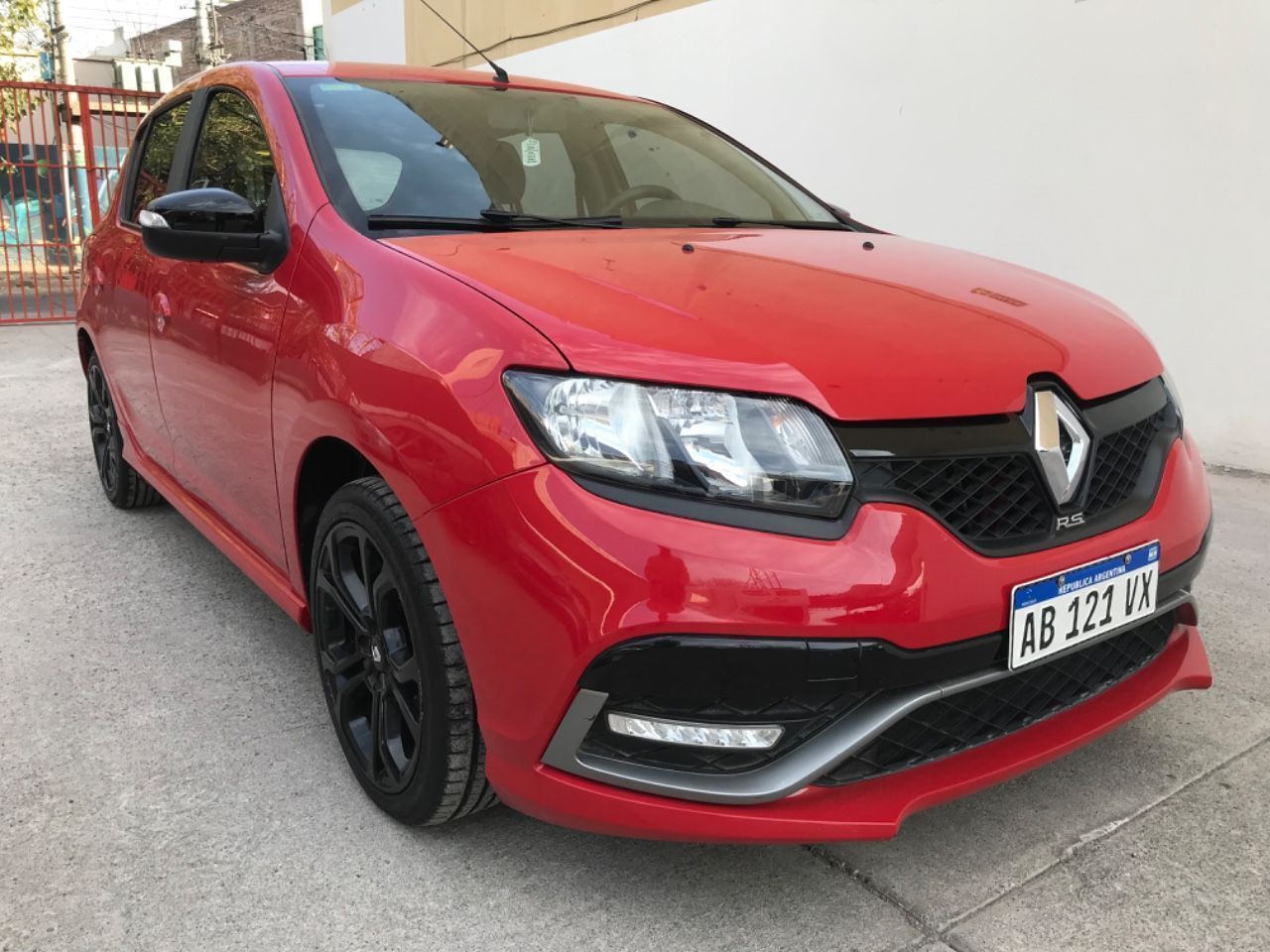 Renault Sandero Usado en Mendoza, deRuedas