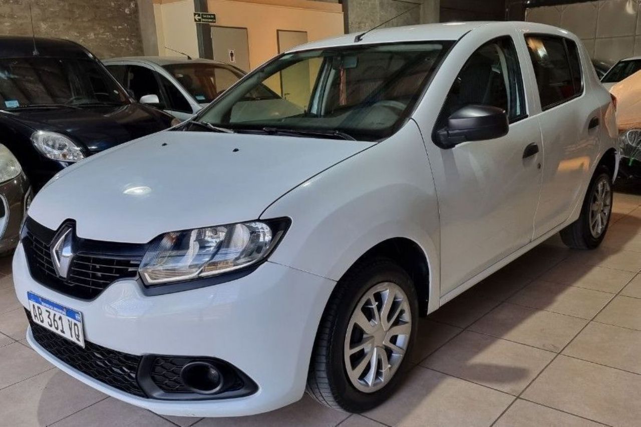 Renault Sandero Usado Financiado en Mendoza, deRuedas