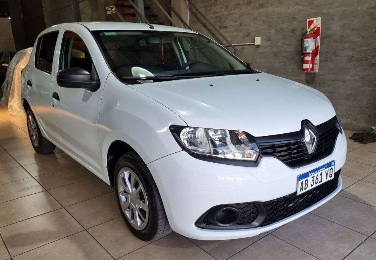 Renault Sandero Usado Financiado en Mendoza, deRuedas