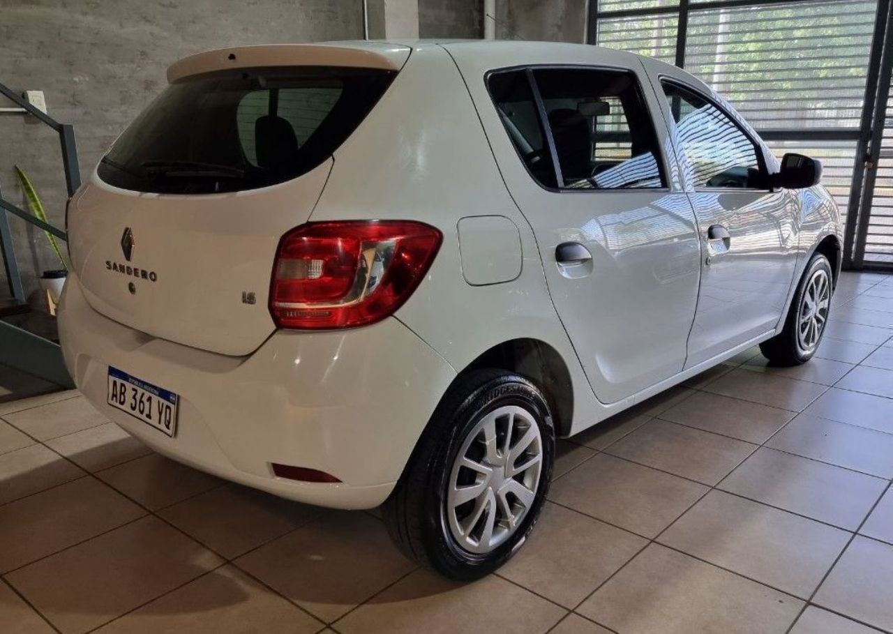 Renault Sandero Usado Financiado en Mendoza, deRuedas