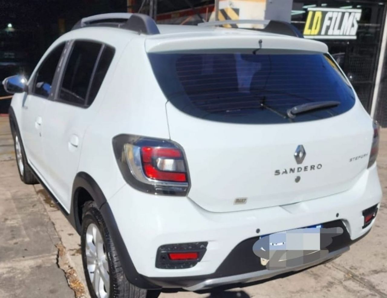 Renault Sandero Usado en Buenos Aires, deRuedas