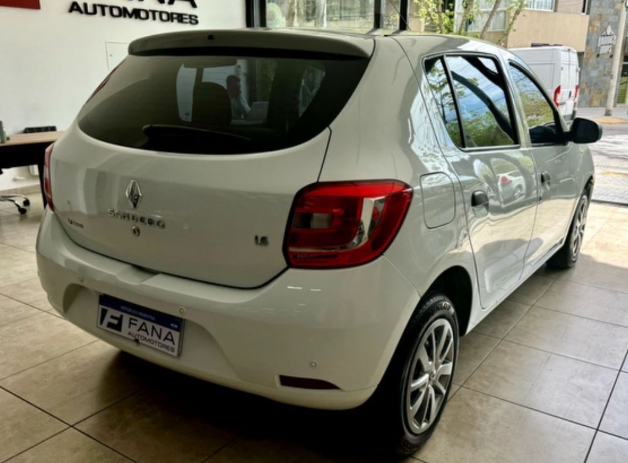 Renault Sandero Usado Financiado en Mendoza, deRuedas