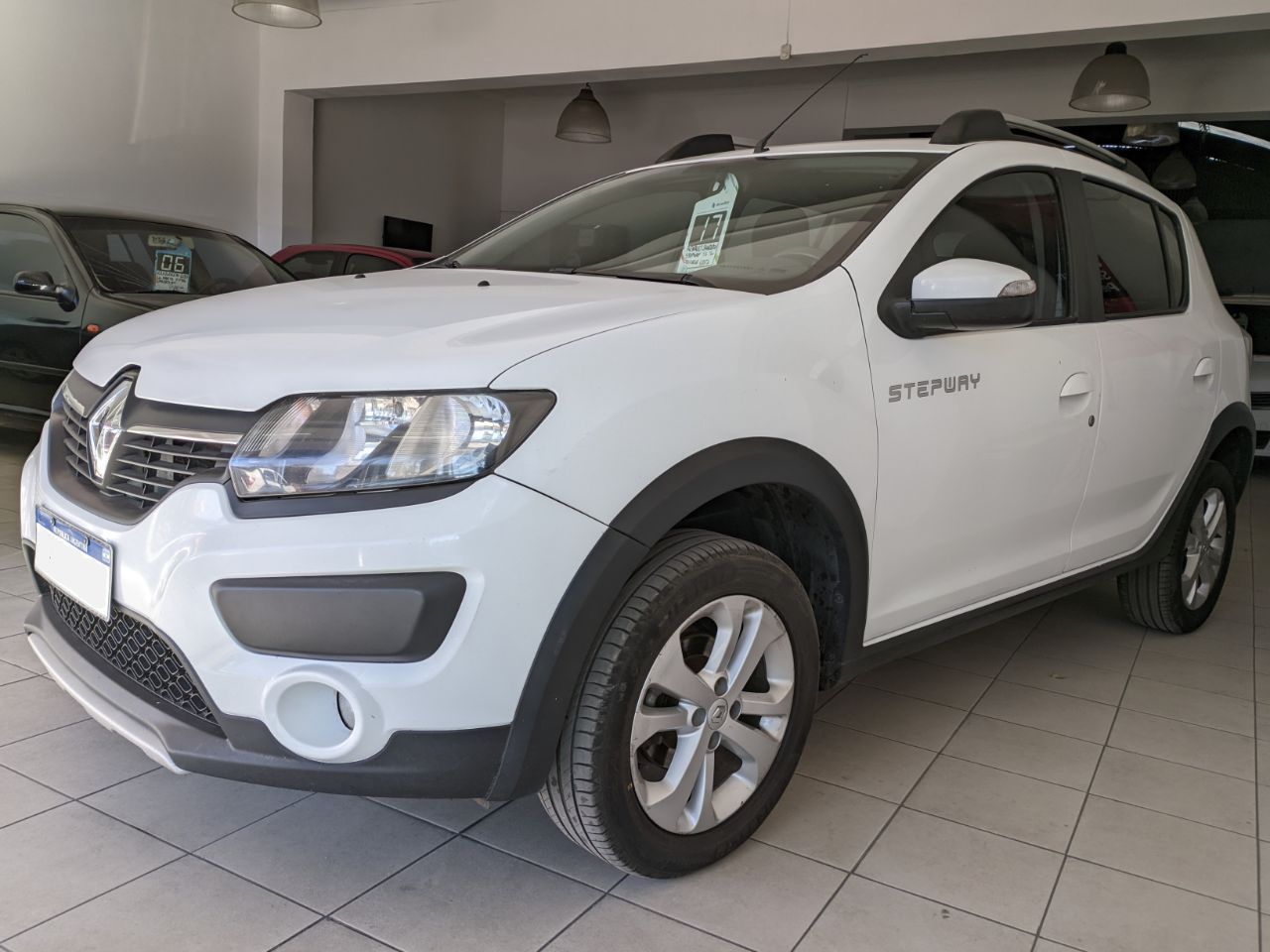 Renault Sandero Usado Financiado en Mendoza, deRuedas