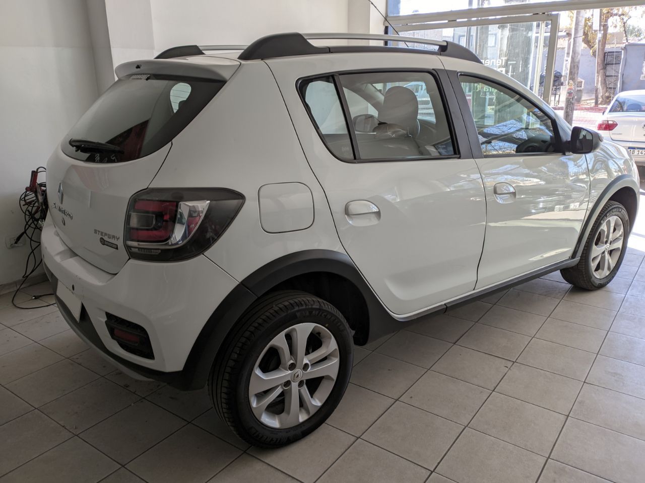 Renault Sandero Usado Financiado en Mendoza, deRuedas