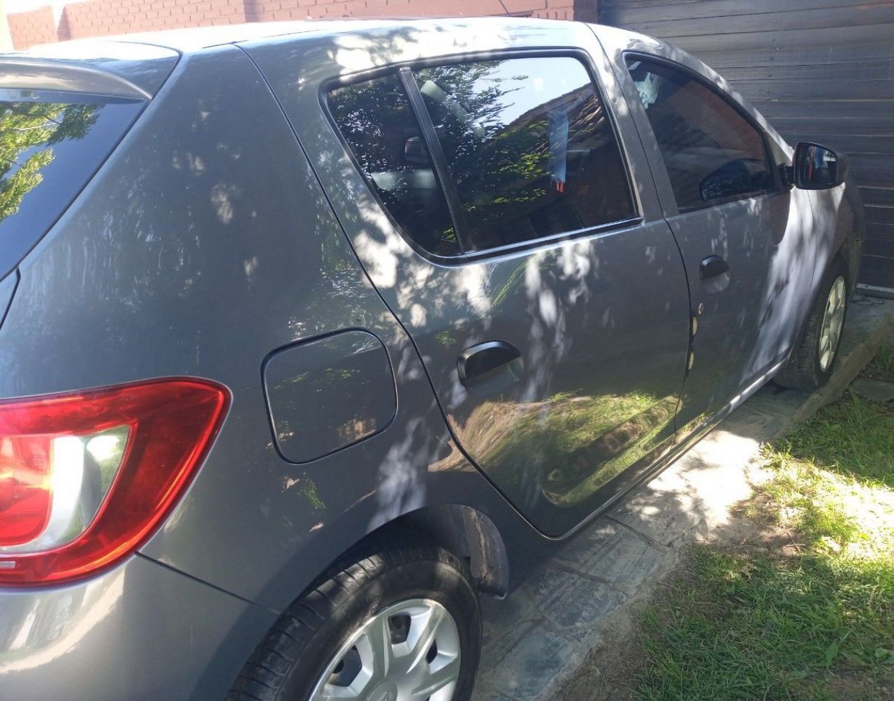 Renault Sandero Usado en Buenos Aires, deRuedas
