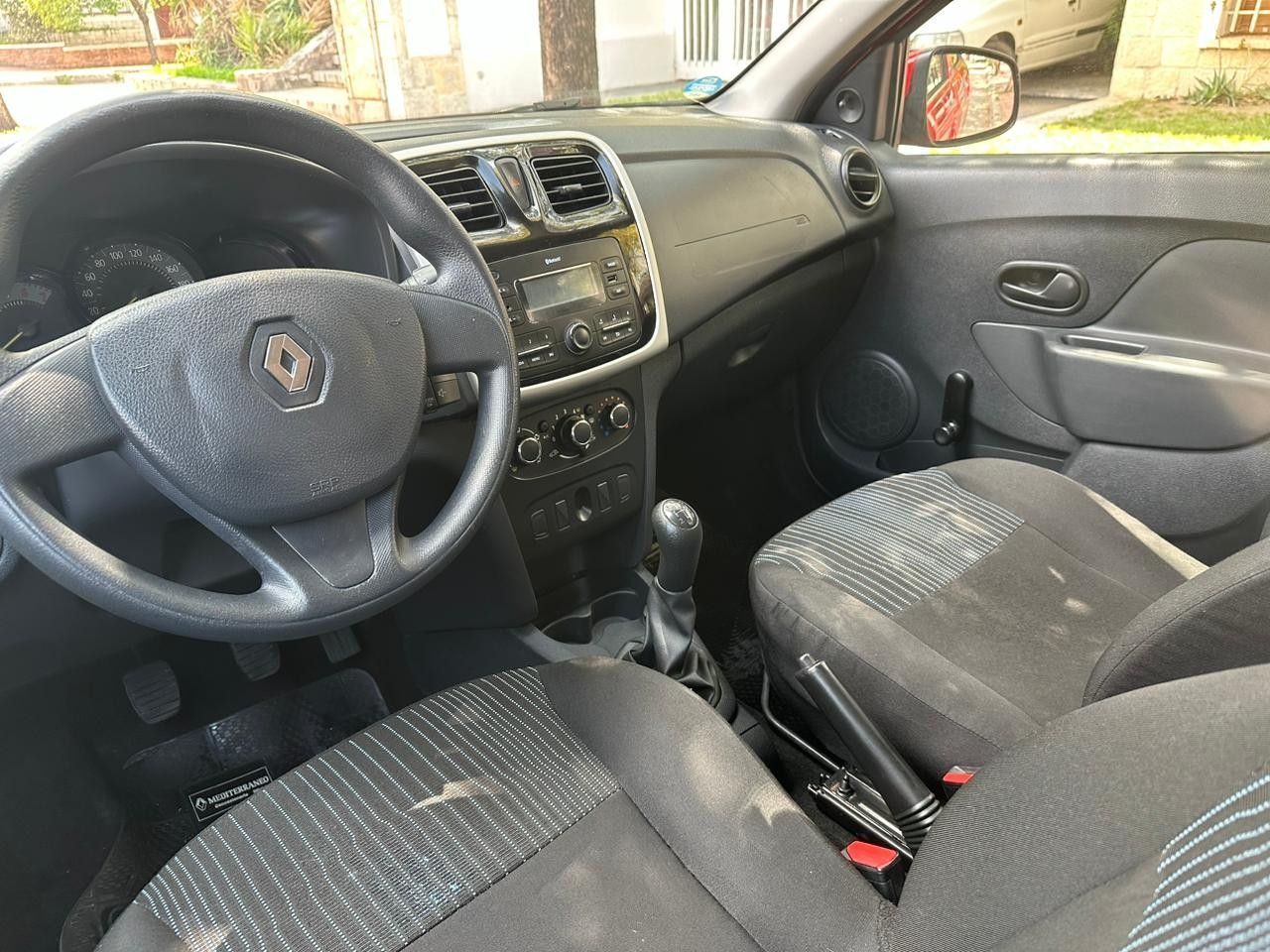 Renault Sandero Usado Financiado en Córdoba, deRuedas