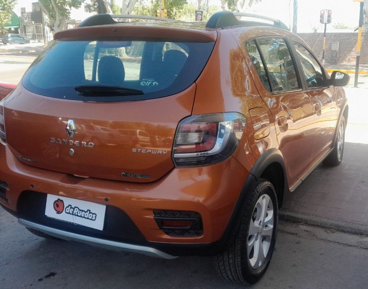 Renault Sandero Usado Financiado en Mendoza, deRuedas