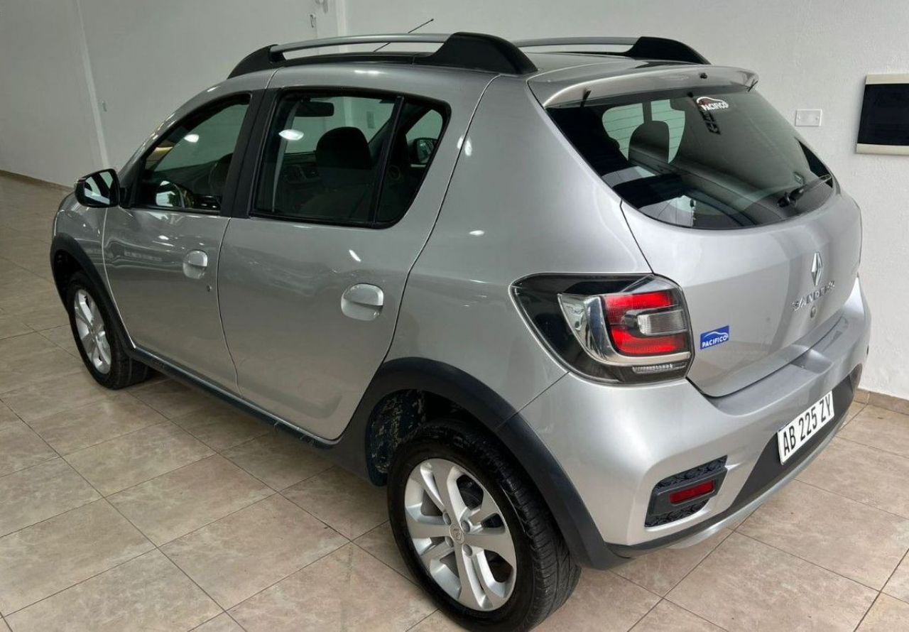 Renault Sandero Usado Financiado en Córdoba, deRuedas