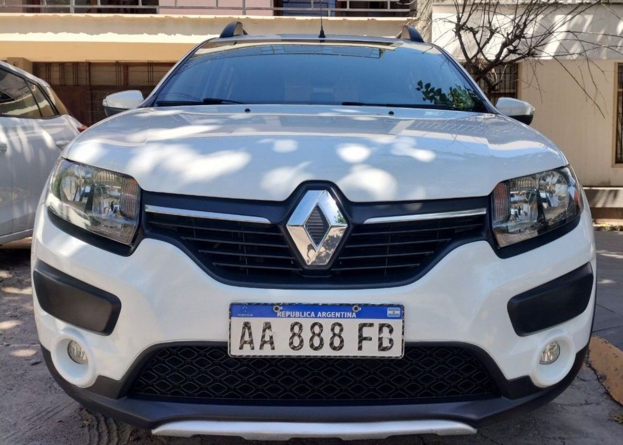 Renault Sandero Usado en Mendoza, deRuedas
