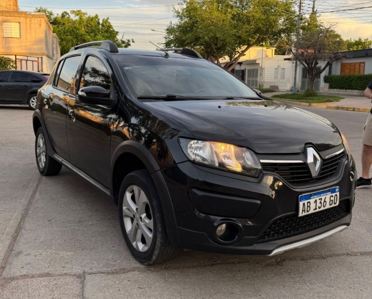 Renault Sandero Usado Financiado en Mendoza, deRuedas