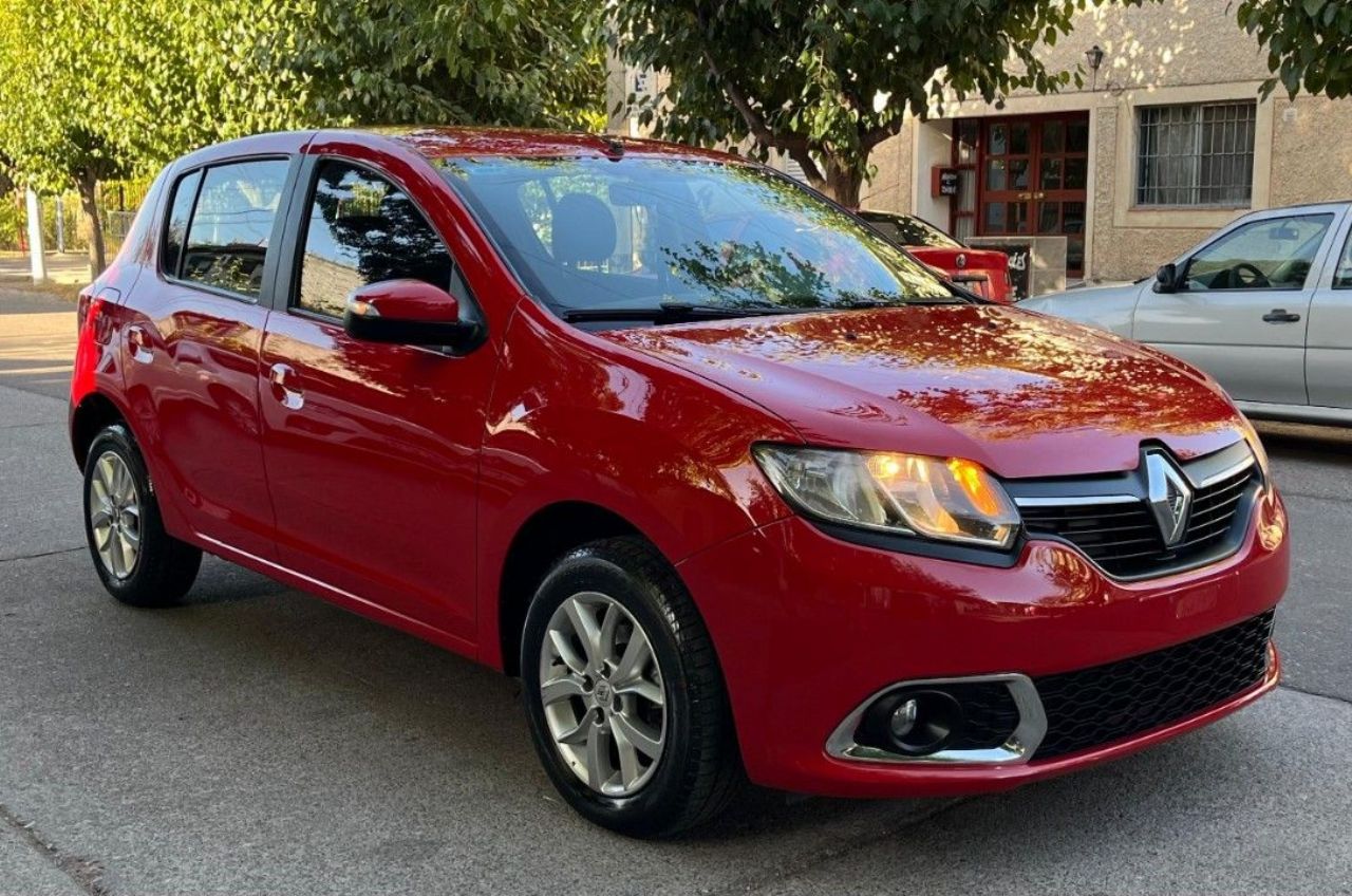 Renault Sandero Usado en Mendoza, deRuedas